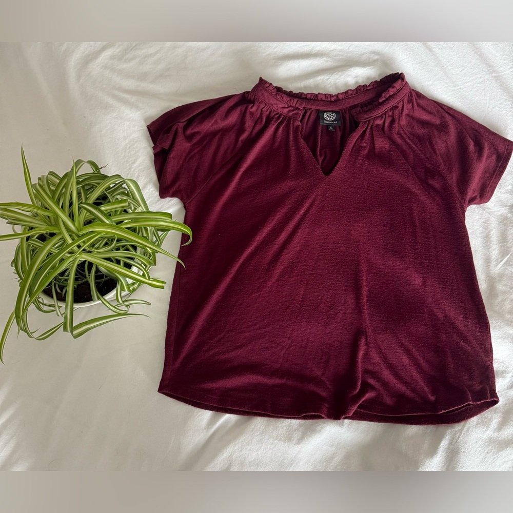 Bobeau Rich Burgundy Short Sleeve Top, size Medium